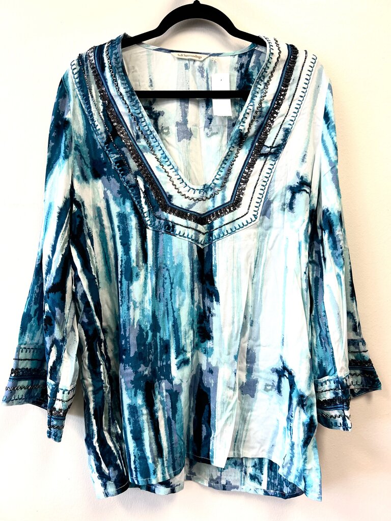 Watercolor V-neck w/Beads