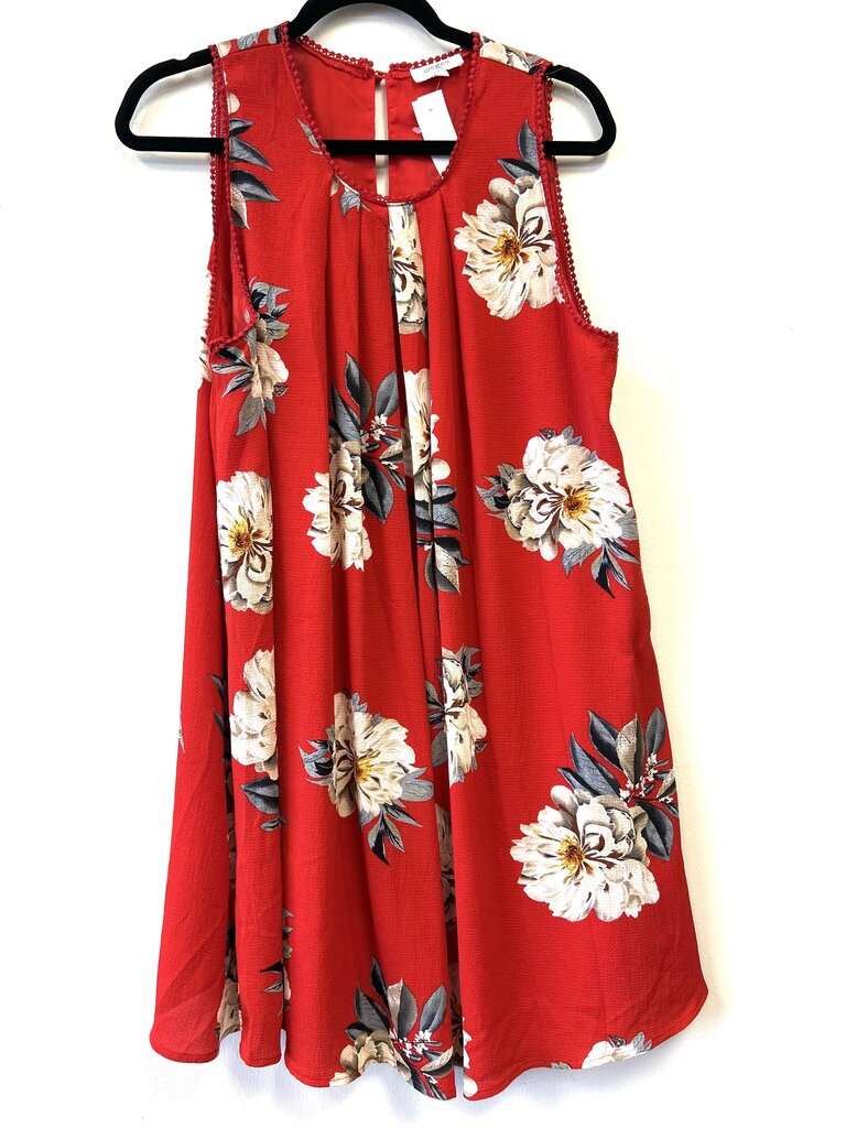 Sleeveless Floral Pleated