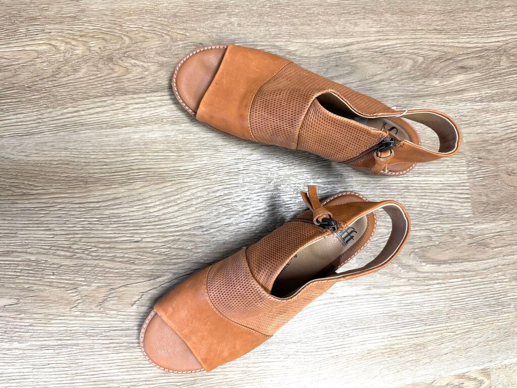 Open Toe Zip Up Leather