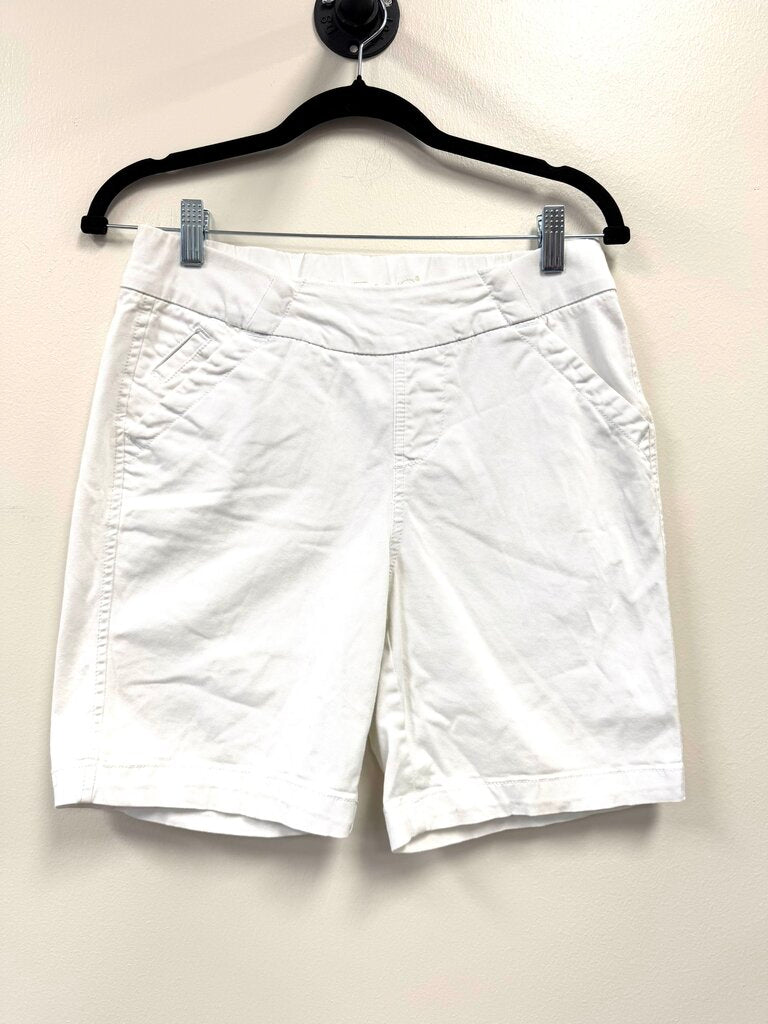 Bernuda Pull On w/ pockets