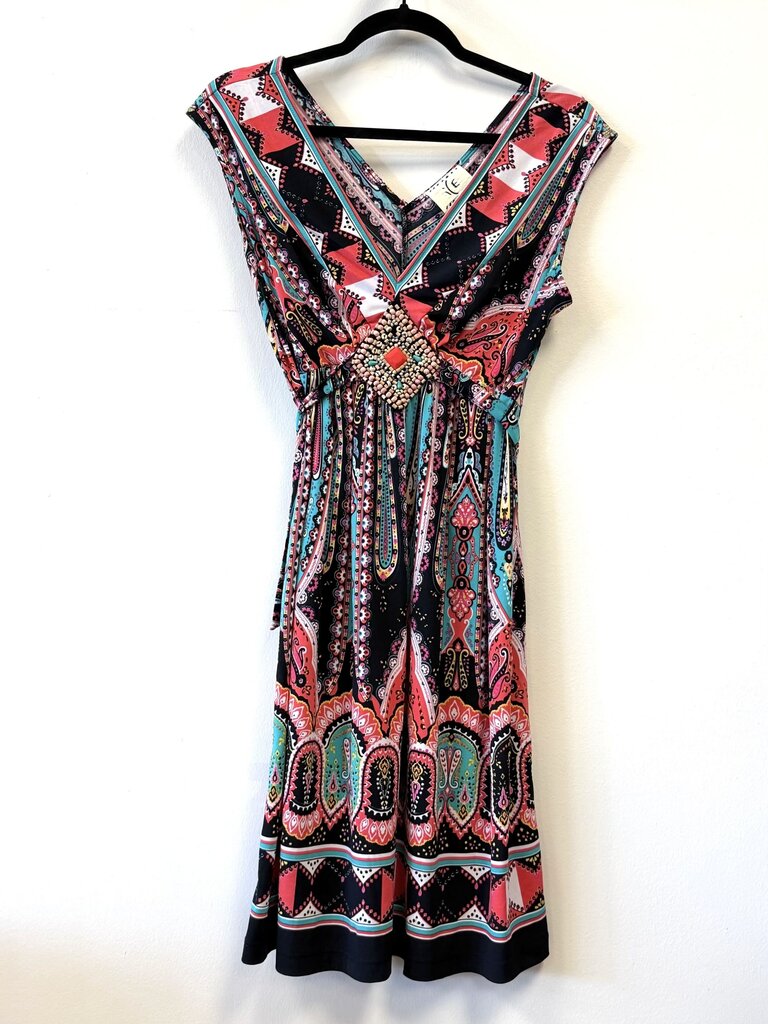Sleeveless Paisley w/ beaded accent
