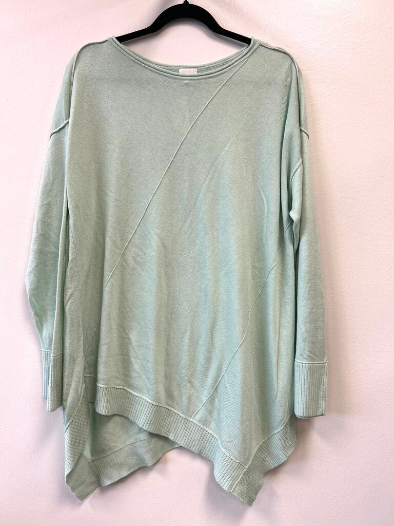 Scoop Neck Diagnal pattern