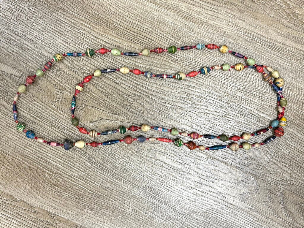 Multicolor beaded necklace