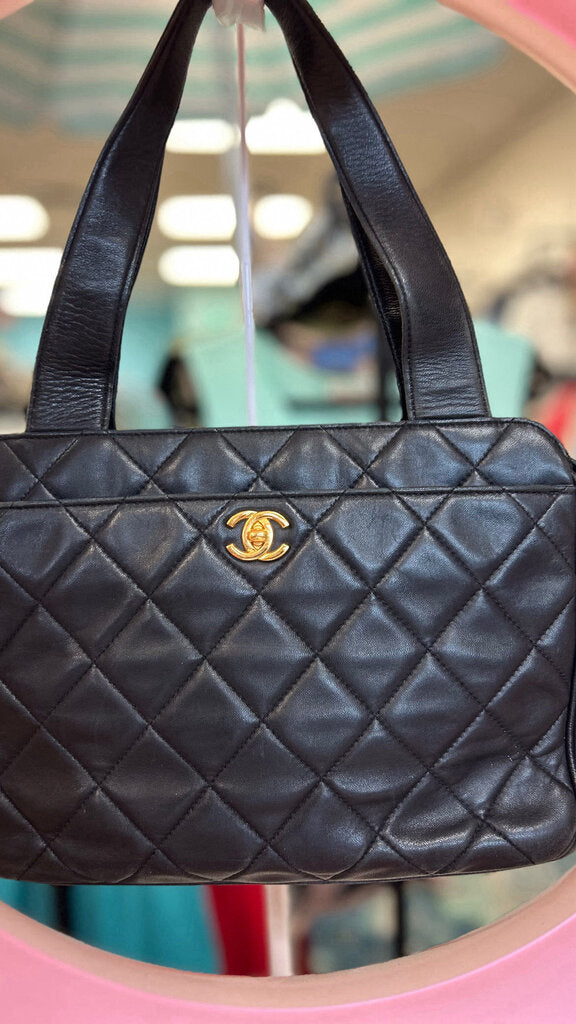 96-97 Vintage Quilted Camera Bag