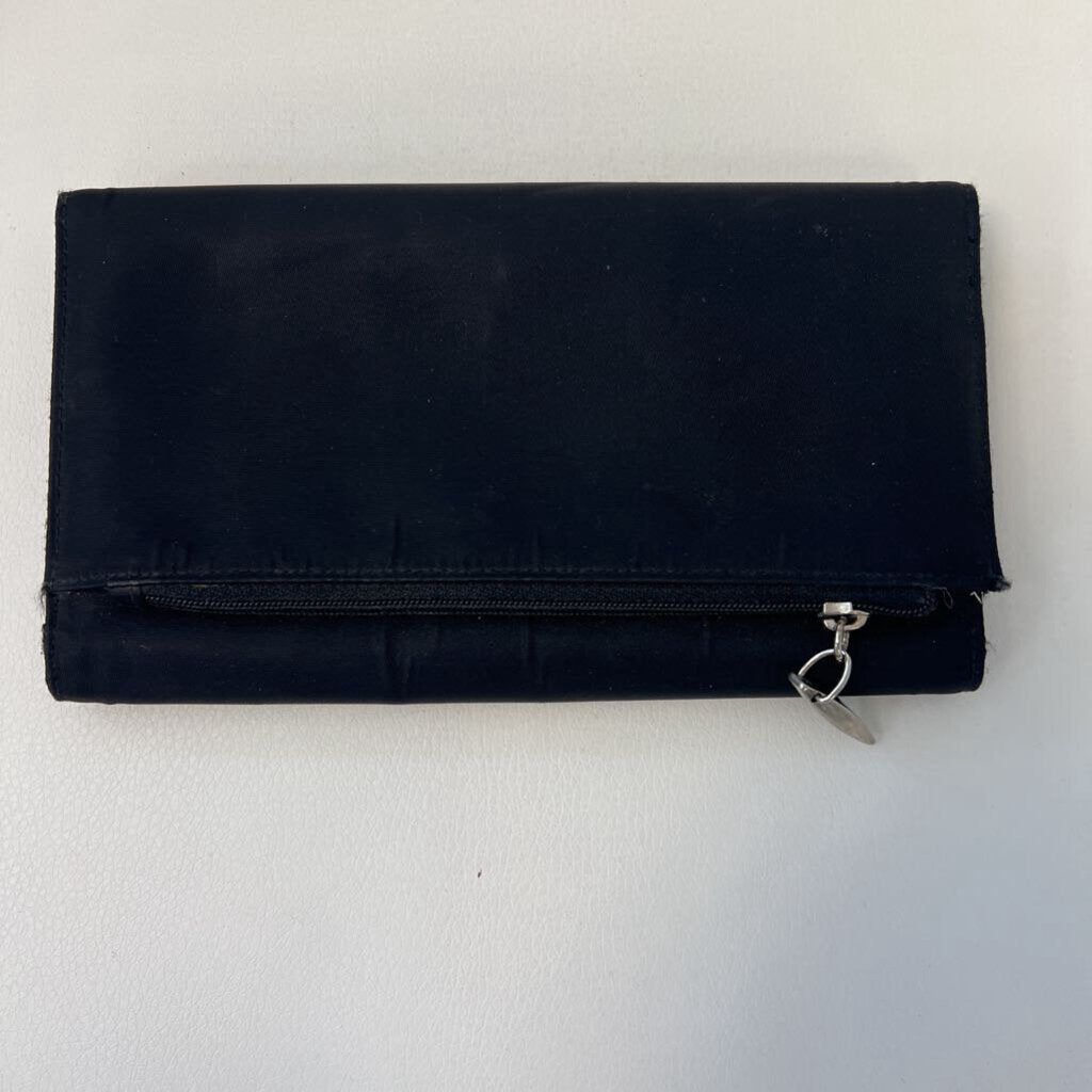 Tri-Fold Nylon Wallet