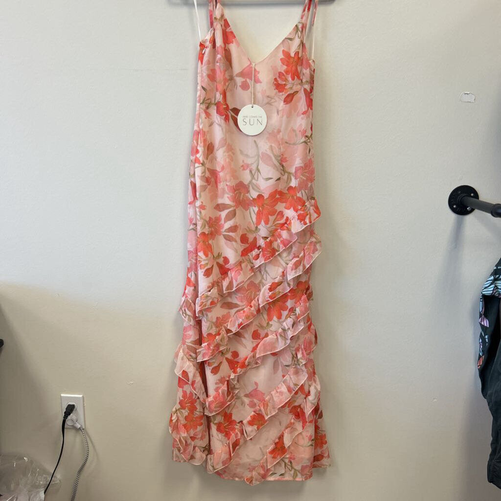 NWT Spaghetti Strap floral Ruffle Accent