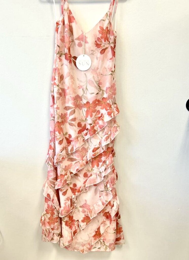 NWT Spaghetti Strap floral Ruffle Accent