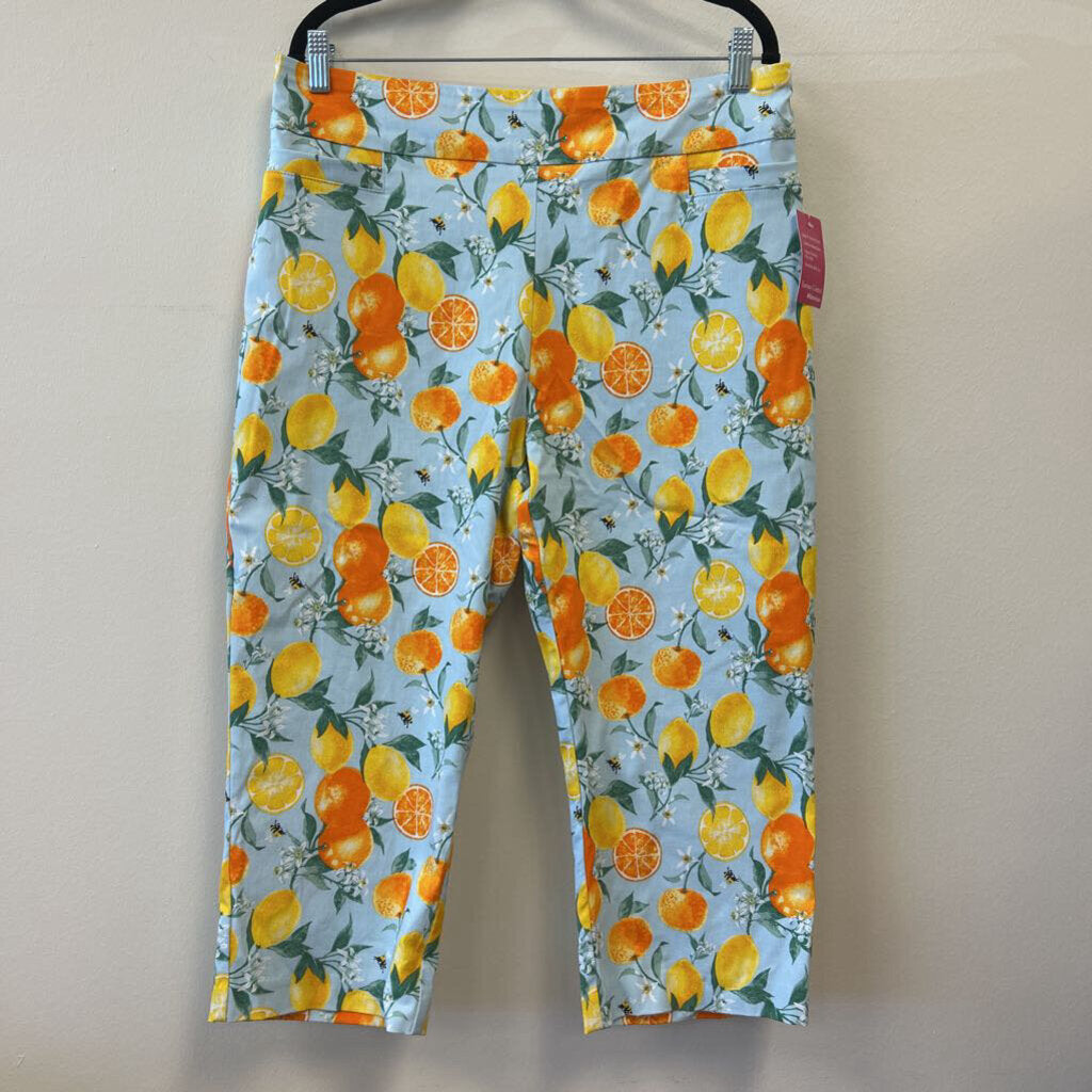 NWT Capri Oranges & Bees