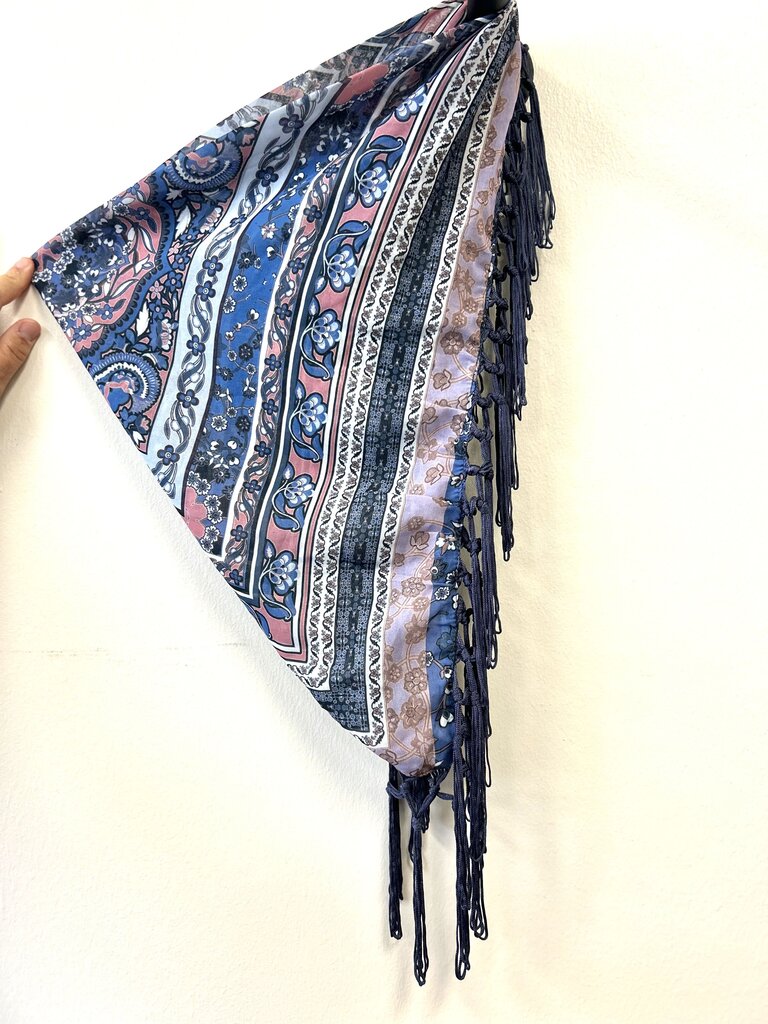 Loop Scarf w/ Fringe