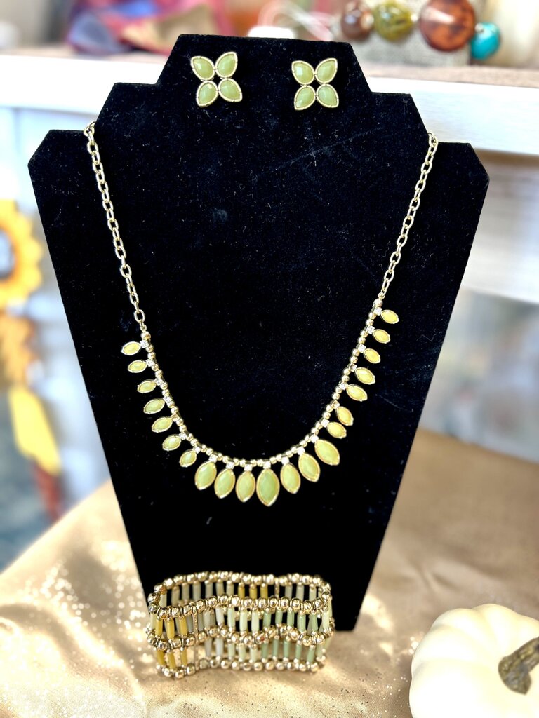 3 pc Green/Gold Beaded Set