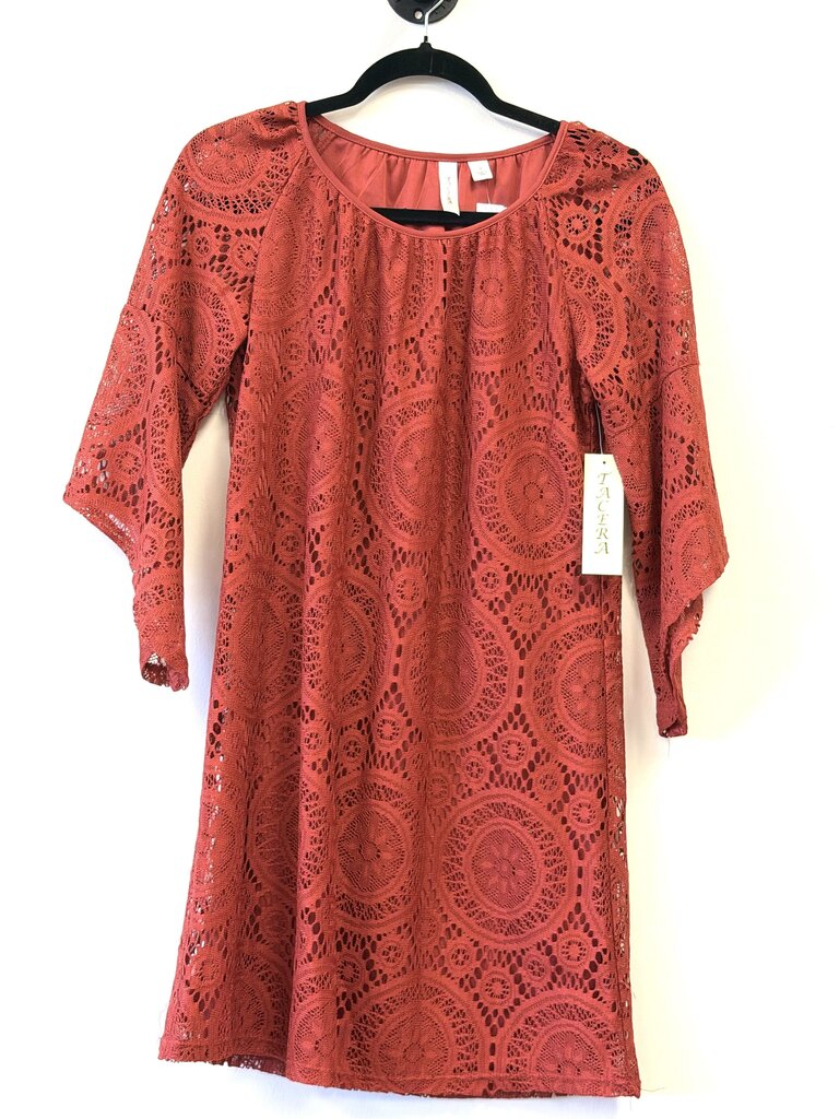 NWT Lace w/Bell Sleeves