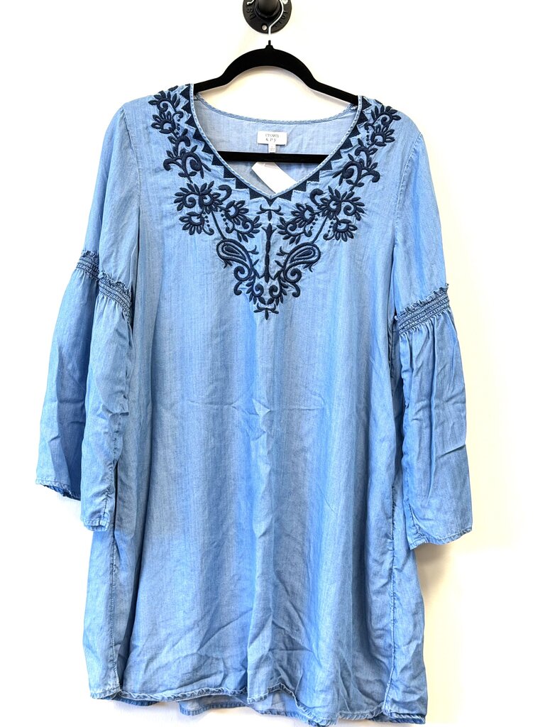 Bell Sleeve V-neck Embroidered