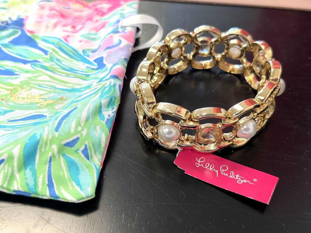 NWT Stretch Bracelet