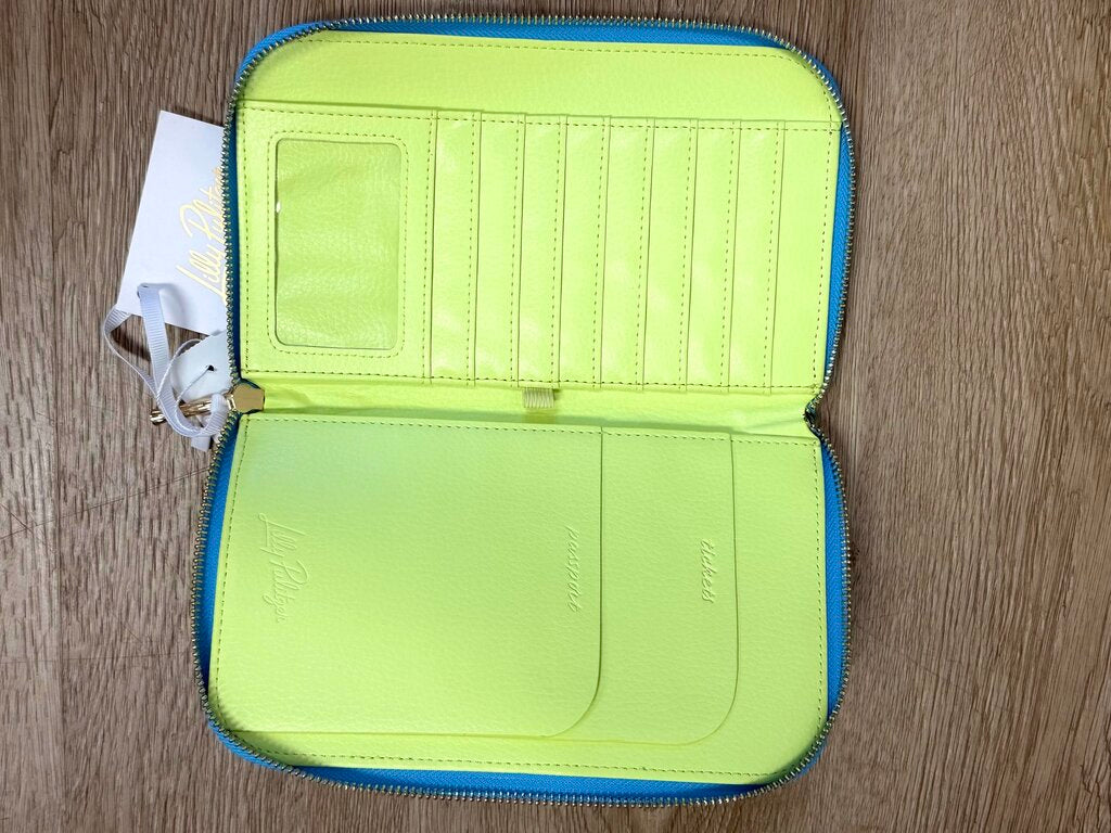 NWT Passport Travel Wallet