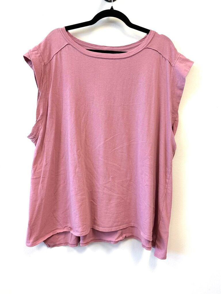 Scoop Neck Tee