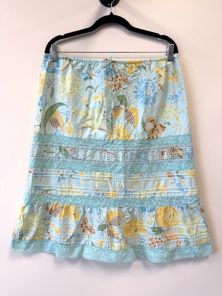 Floral Drawstring lace accent