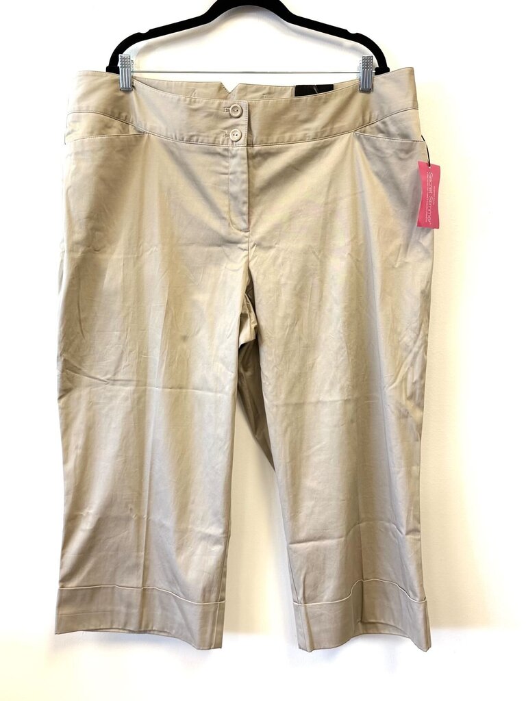 NWT Stretch Crop