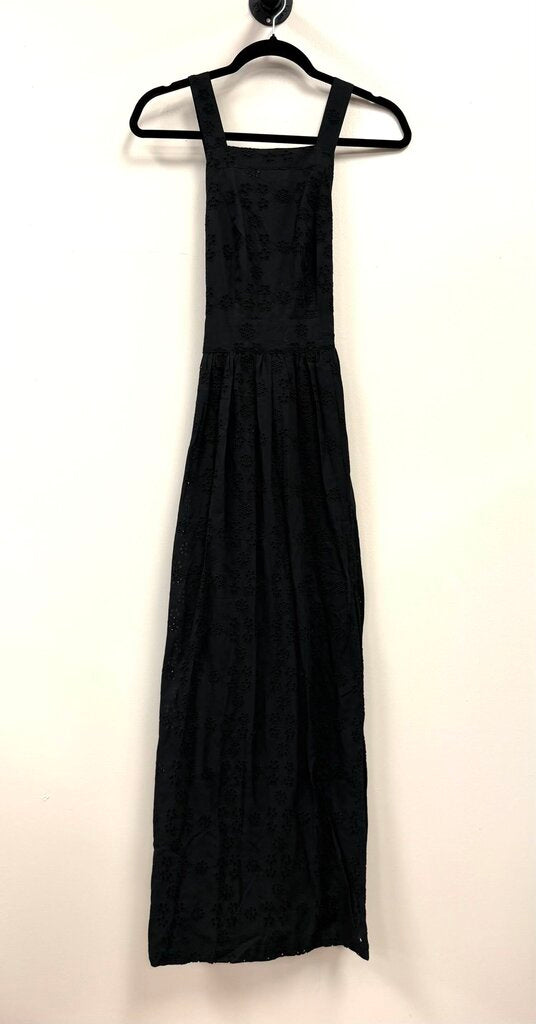 Eyelit Sleeveless
