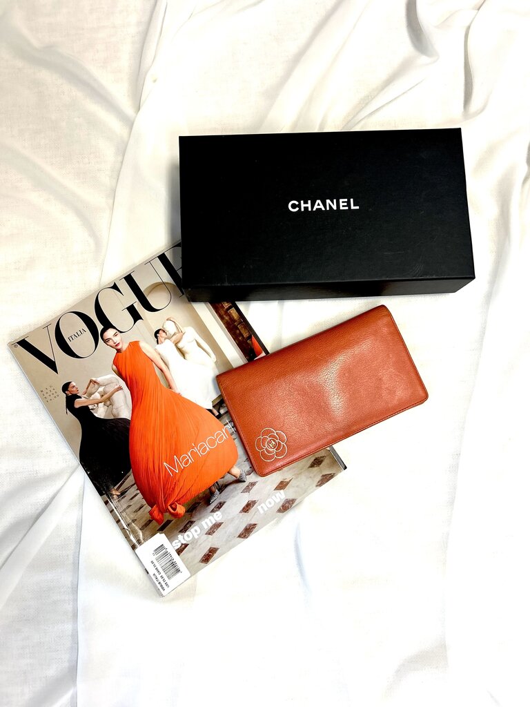 Camellia Flap Wallet
